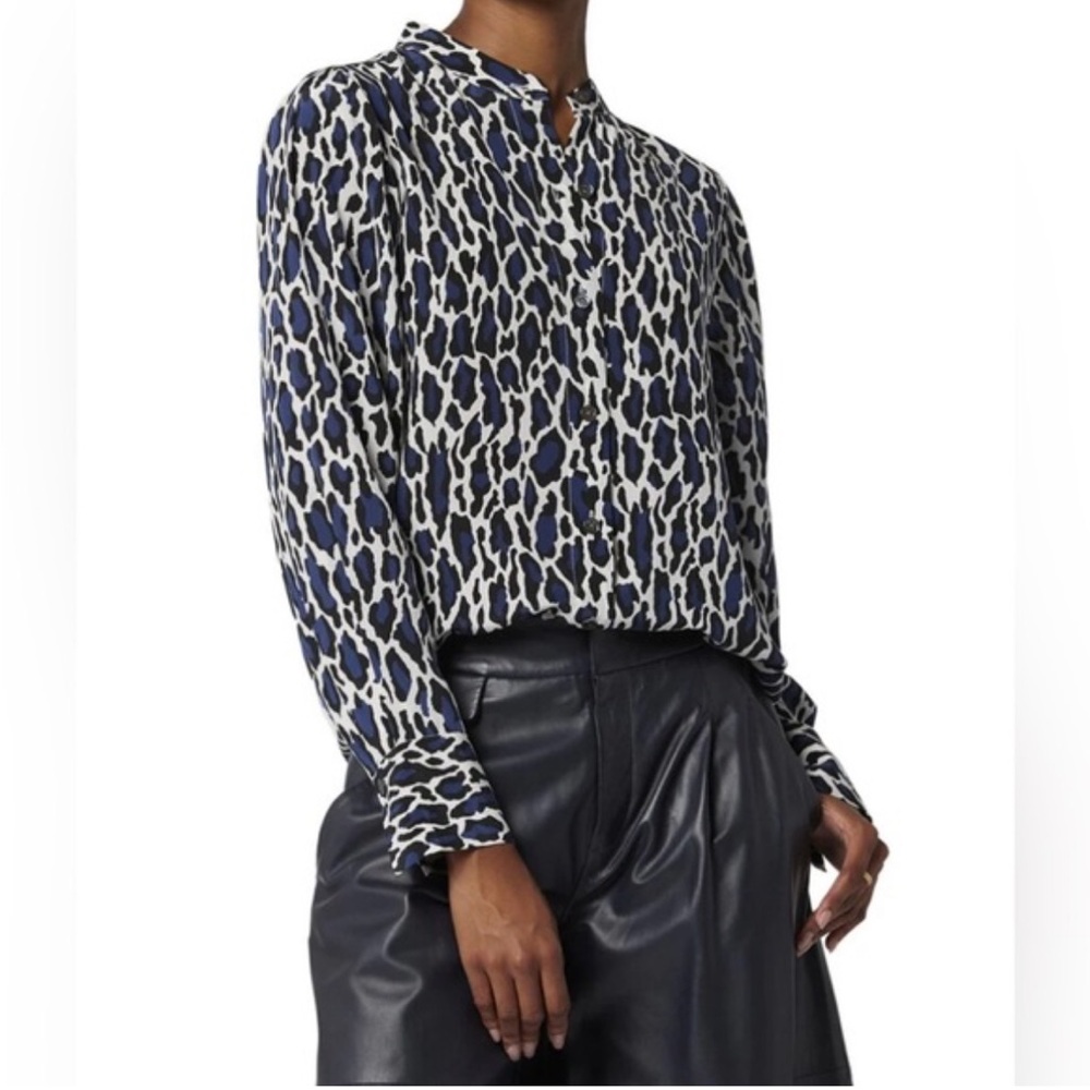 Equipment Collarless Leopard Silk Blouse Size Medium Black and Navy